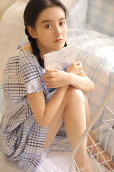 春潮浪漫海棠红在线观看